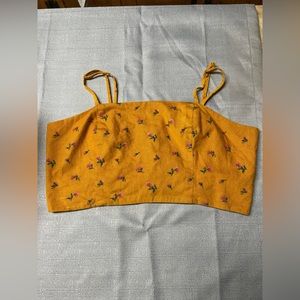 AMERICAN EAGLE SIZE MEDIUM CROPPED TANK